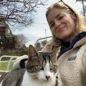 Meet your Posher, Hayley